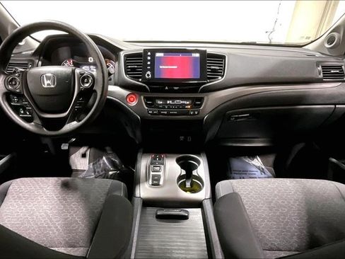 Used 2023 Honda Ridgeline Sport image 15