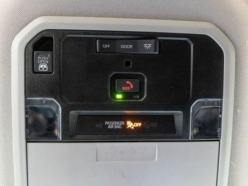 Certified 2022 Toyota Tundra SR5 w/ TRD Off-Road Package image 29