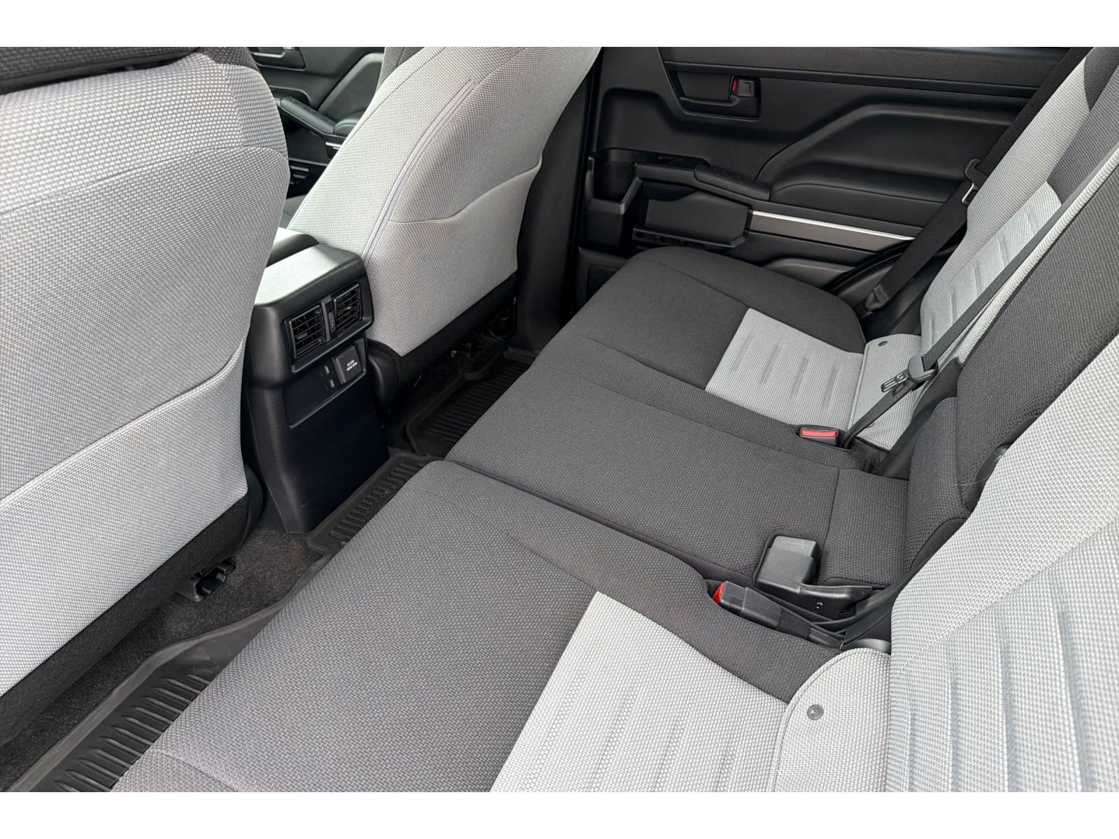 Used 2026 Toyota 4Runner 4WD image 13