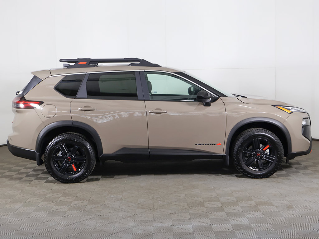 Used 2026 Nissan Rogue SV AWD/4WD image 17