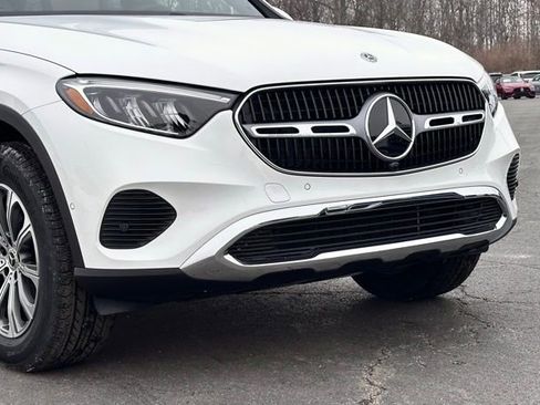 New 2026 Mercedes-Benz GLC 300 4MATIC image 2
