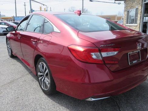 Used 2019 Honda Accord Hybrid image 2
