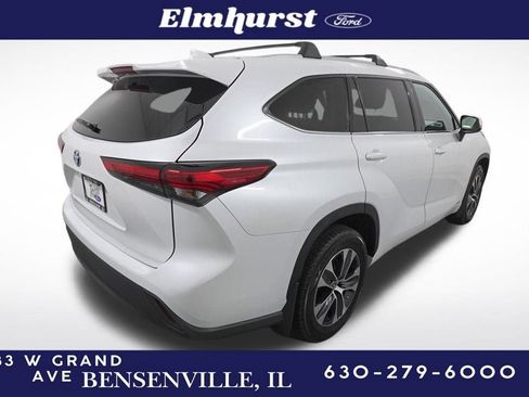 Used 2022 Toyota Highlander XLE image 5