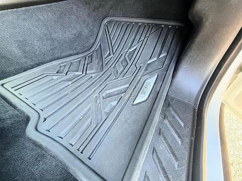 Used 2023 GMC Canyon Elevation w/ Convenience Package image 24