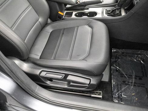 Certified 2022 Volkswagen Passat 2.0T R-Line image 36