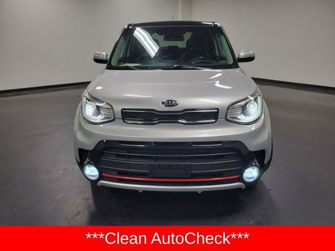 Used 2018 Kia Soul ! w/ Tech Package image 2