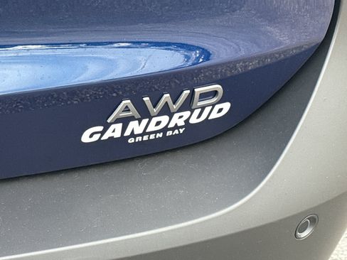 New 2026 Nissan Kicks SV w/ SV Premium Package image 8