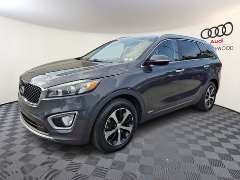 Used 2018 Kia Sorento EX AWD/4WD image 3