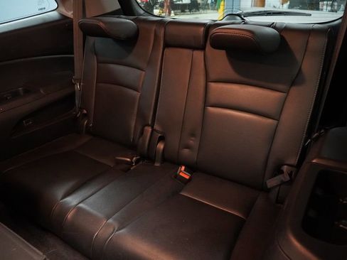 Used 2017 Honda Pilot Touring image 21