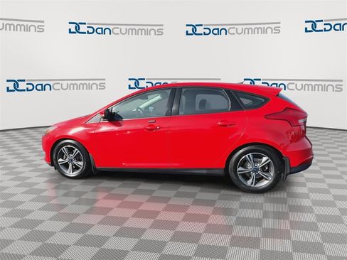Used 2016 Ford Focus SE image 6