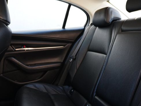 Used 2020 MAZDA MAZDA3 Sedan w/ Preferred Package image 15