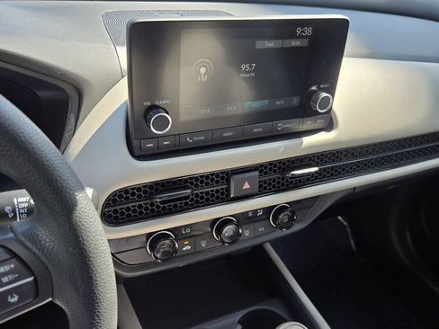 Certified 2024 Honda HR-V LX image 20