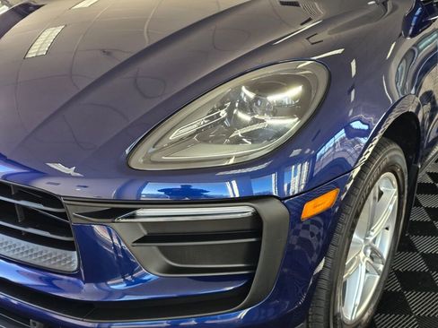 Used 2023 Porsche Macan image 11