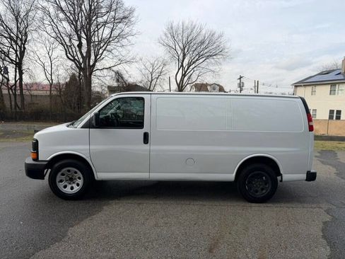 Used 2014 Chevrolet Express 1500 image 13