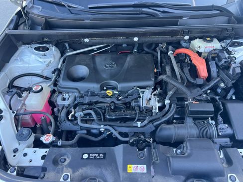 Used 2019 Toyota RAV4 LE image 19