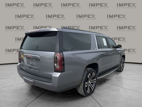 Used 2018 GMC Yukon XL SLT w/ HD Trailering Package image 5