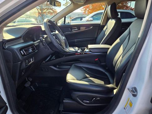 Certified 2022 Lincoln Nautilus AWD w/ Premium Package image 21