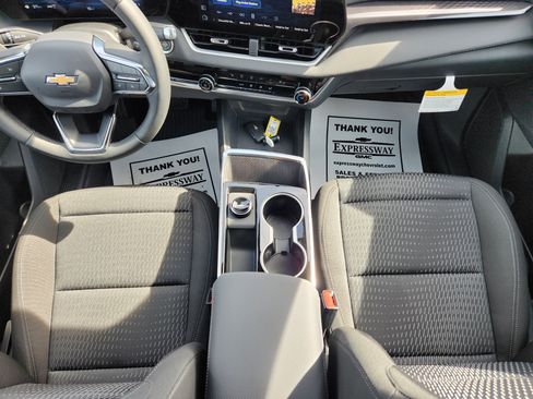 New 2026 Chevrolet Equinox LT w/ LPO, Floor Liner Package AWD/4WD image 11