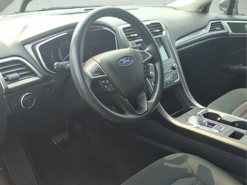 Used 2020 Ford Fusion SE AWD/4WD image 7
