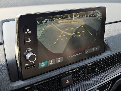 Used 2024 Honda CR-V Sport Touring image 17