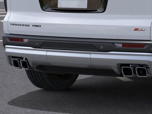 New 2026 Chevrolet Traverse Z71 w/ Enhanced Driving Package image 14