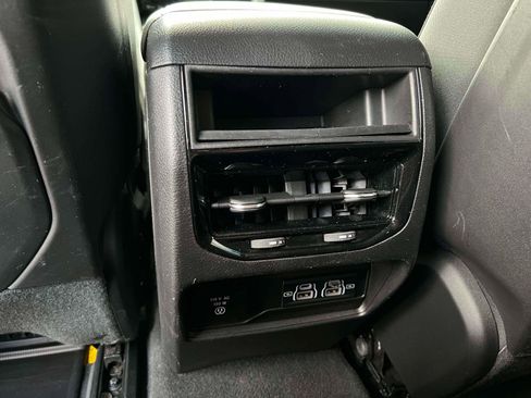 Used 2023 Jeep Grand Cherokee Laredo w/ Luxury Tech Group I image 28