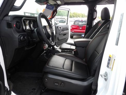 Used 2026 Jeep Wrangler Unlimited Rubicon w/ Safety Group AWD/4WD image 26