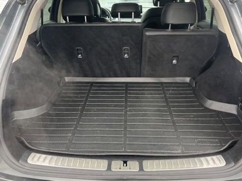 Used 2023 Genesis GV70 2.5T w/ Select Package image 25