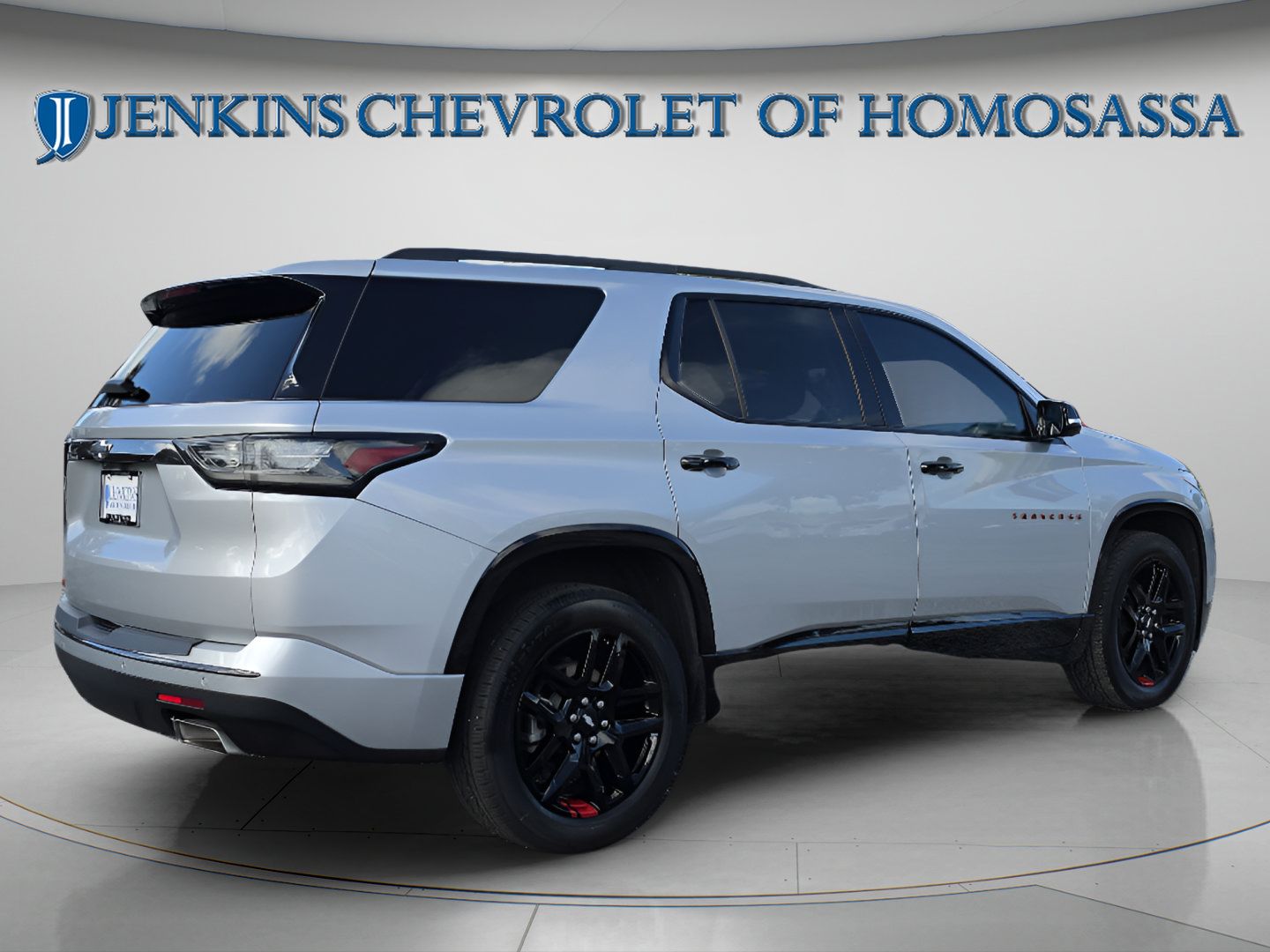 Used 2020 Chevrolet Traverse Premier w/ Redline Edition FWD image 4