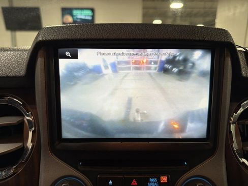 Used 2014 Ford F250 Lariat w/ Chrome Package image 13