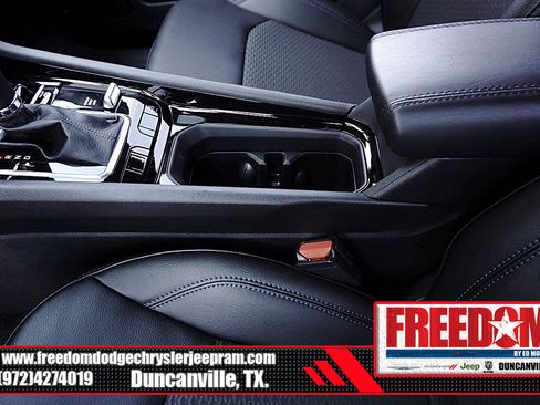 New 2026 Jeep Compass Latitude image 35