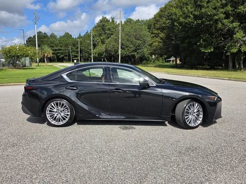 Used 2025 Lexus IS 300 w/ Premium Package RWD image 34