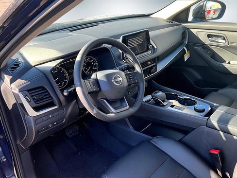 New 2026 Nissan Rogue Dark Armor image 7