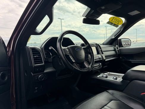 Used 2021 Ford Expedition Max Limited AWD/4WD image 11