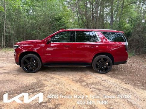 Used 2025 Chevrolet Tahoe LT w/ Comfort Package RWD image 7