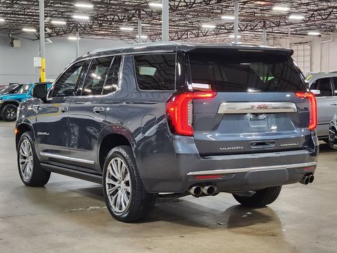 Used 2021 GMC Yukon Denali w/ Denali Premium Package AWD/4WD image 11