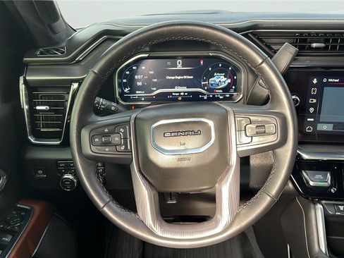 Used 2024 GMC Sierra 2500 Denali Ultimate image 19