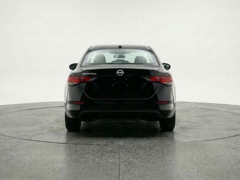 Used 2025 Nissan Sentra SV image 7