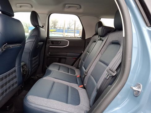 Certified 2022 Ford Bronco Sport Outer Banks w/ Tech Package image 11