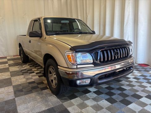 Used 2003 Toyota Tacoma 2WD Xtracab image 3