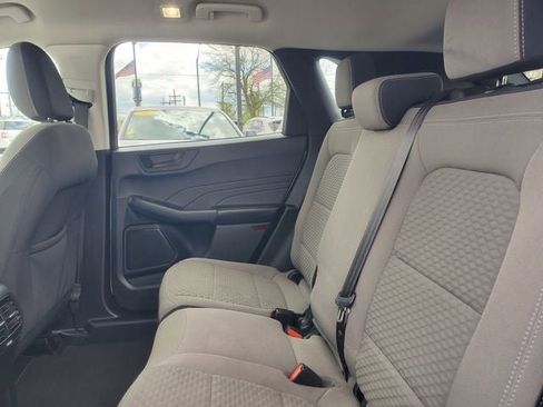 Used 2022 Ford Escape SE w/ SE Sport Appearance Package FWD image 24