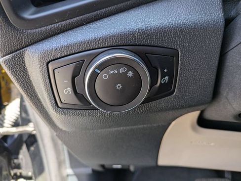 Used 2021 Ford EcoSport S AWD/4WD image 17
