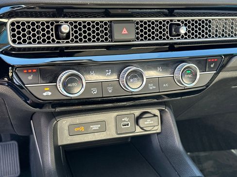 Used 2024 Honda Civic EX image 30