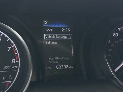 Used 2023 Toyota Camry SE image 17