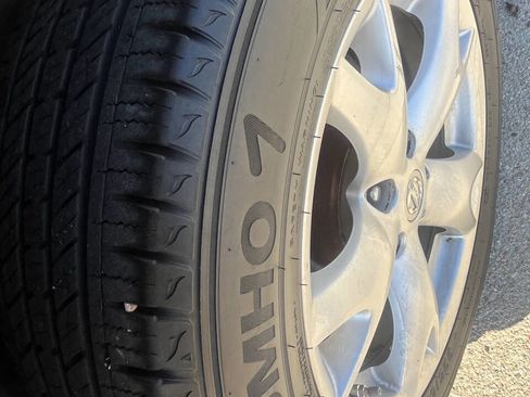 Used 2008 Nissan Rogue SL w/ Moonroof Pkg image 21