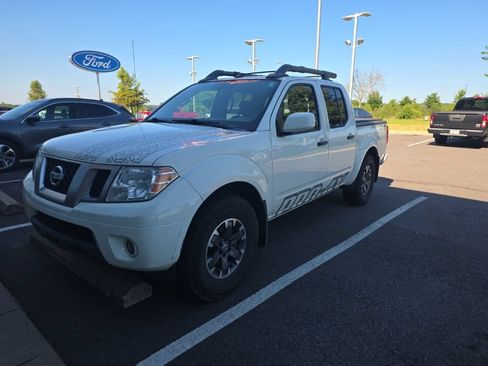 Used 2020 Nissan Frontier PRO-4X w/ Pro-4x Utility Package AWD/4WD image 2