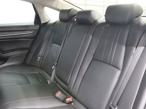 Used 2022 Honda Accord Sport Special Edition image 16