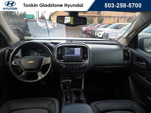 Used 2017 Chevrolet Colorado Z71 image 25