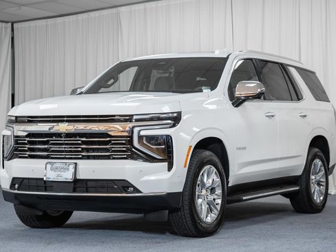 Used 2025 Chevrolet Tahoe Premier w/ Sun And Tow Package image 3