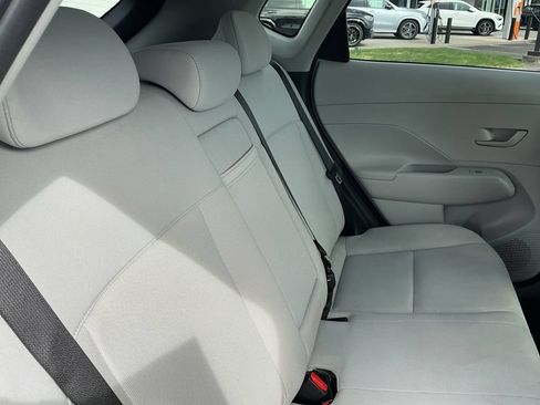 Used 2024 Hyundai Kona SEL FWD image 20